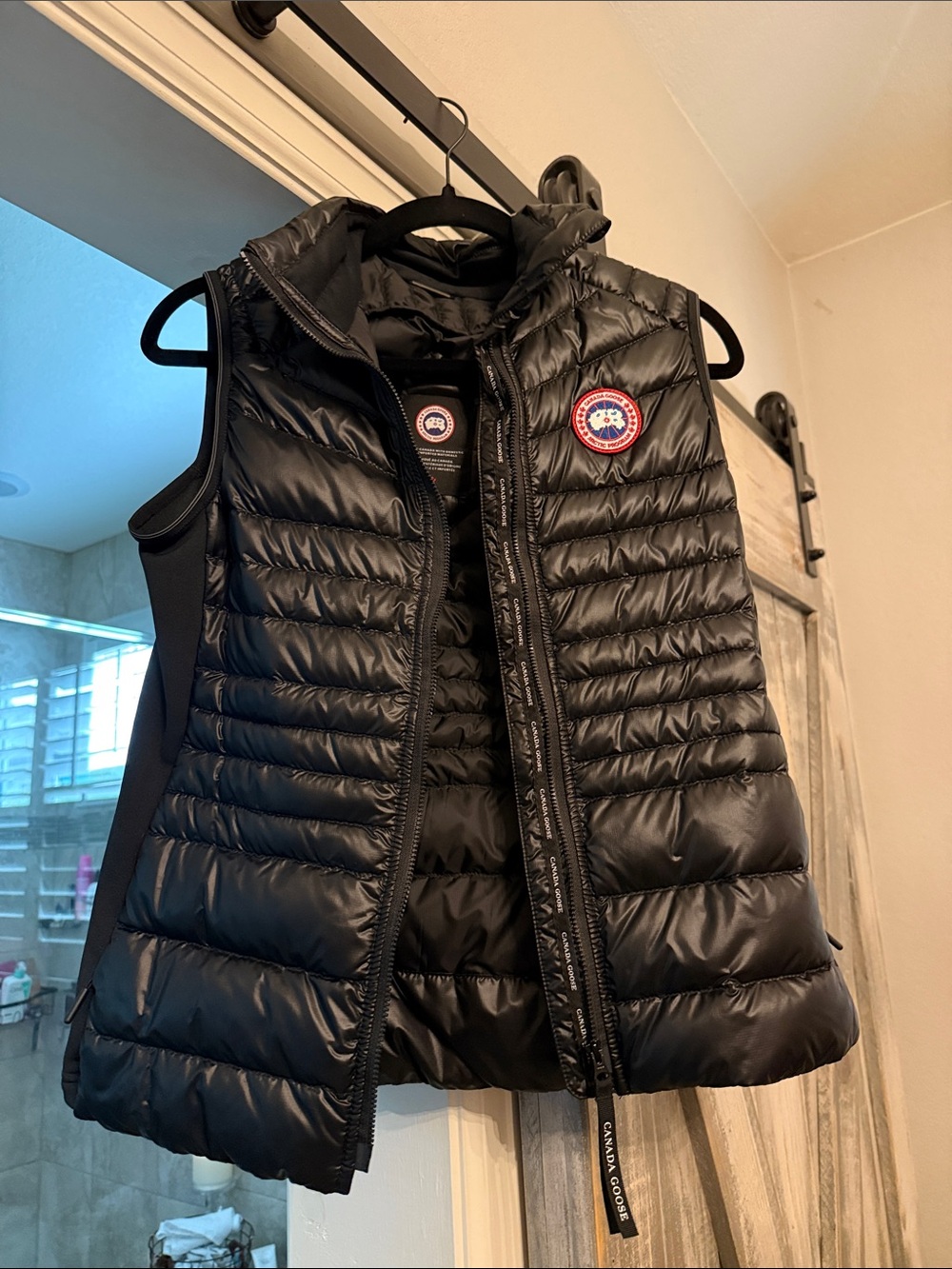 Canada Goose Black Quilted Hooded Down Vest with Logo Patch- Authentic ❤️
